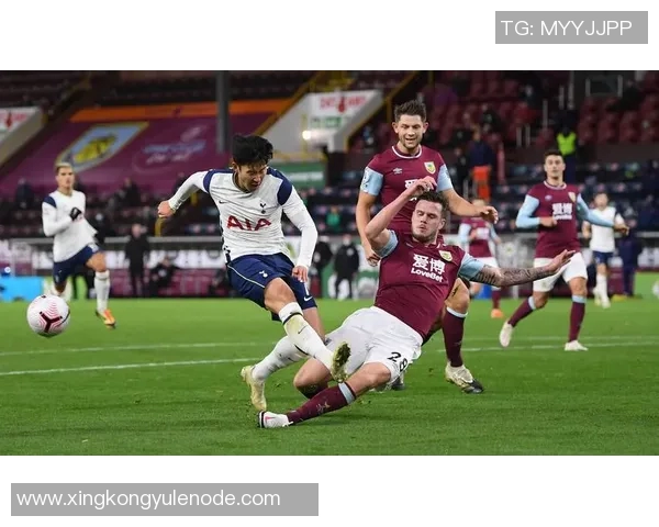 切尔西力争英超三连胜古斯托单人海报助阵客战伯恩利 切尔西力争英超三连胜古斯托单人海报助阵客战伯恩利