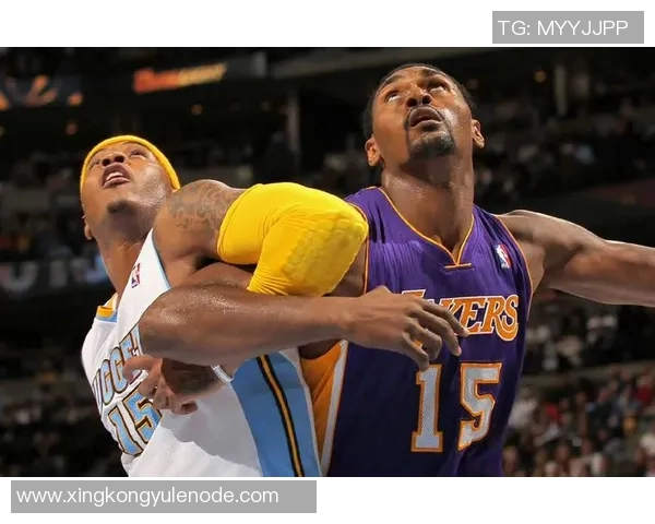 Lowe称赞三球进攻能力出众难以找到类似球员 Lowe称赞三球进攻能力出众难以找到类似球员