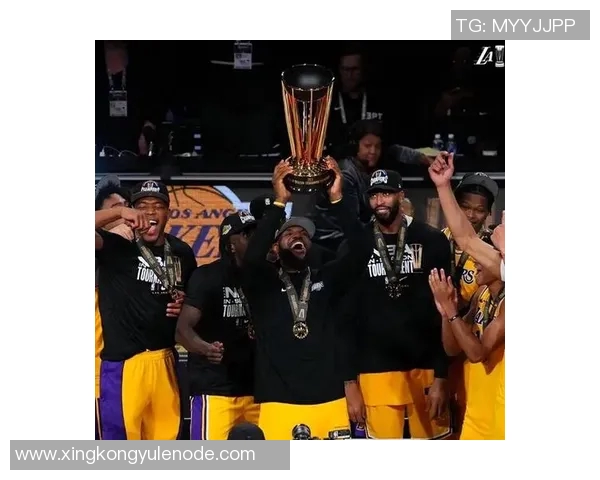 湖人本赛季第四节领先时保持全胜战绩展现强大实力 湖人本赛季第四节领先时保持全胜战绩展现强大实力