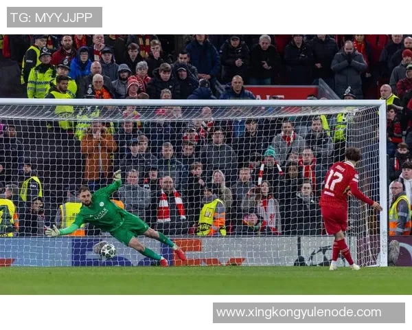 去年欧冠小组赛后前八名分析仅一队最终未能晋级前八的启示