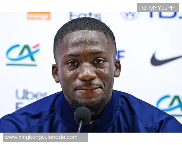 冰岛主帅回应德尚质疑称首个进球无犯规强调首回合对科纳特也未犯规