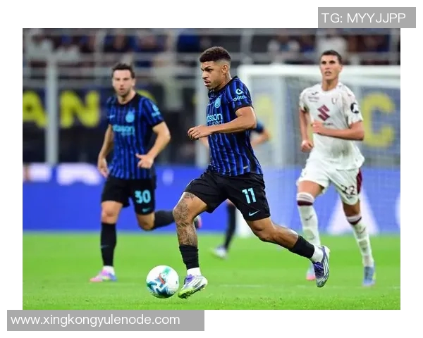 国米关注29岁巴西右后卫保罗恩里克或成引援目标 国米关注29岁巴西右后卫保罗恩里克或成引援目标